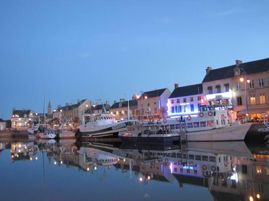 « La Casa Normande » Entre Ville & Plages Esquay-sur-Seulles エクステリア 写真