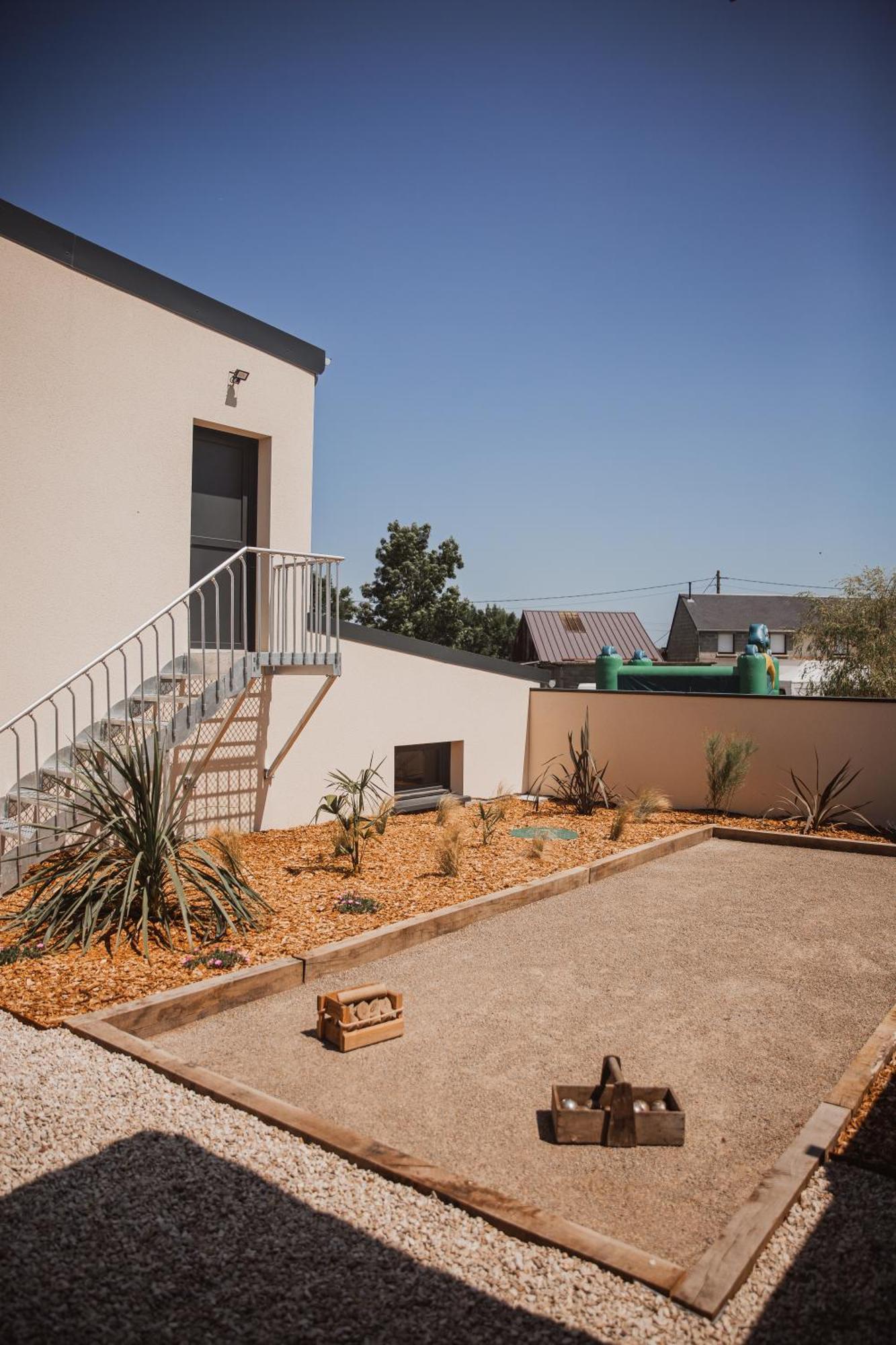 « La Casa Normande » Entre Ville & Plages Esquay-sur-Seulles エクステリア 写真