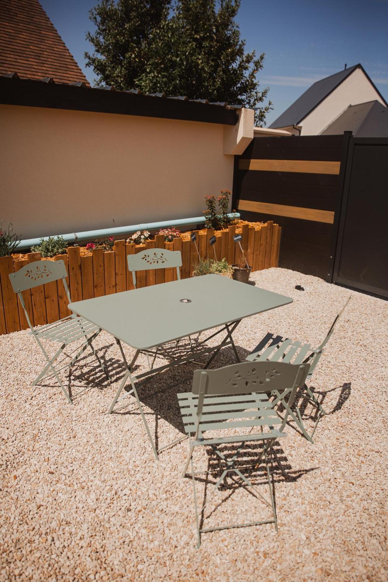 « La Casa Normande » Entre Ville & Plages Esquay-sur-Seulles エクステリア 写真